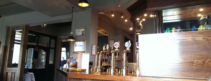 The Calverley Arms is one of @WineAlchemy1さんのお気に入りスポット.