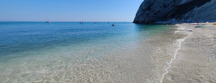 Spiaggia delle Due Sorelle is one of Puglia17.
