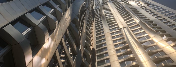 New York By Gehry Pool is one of Rooftop.