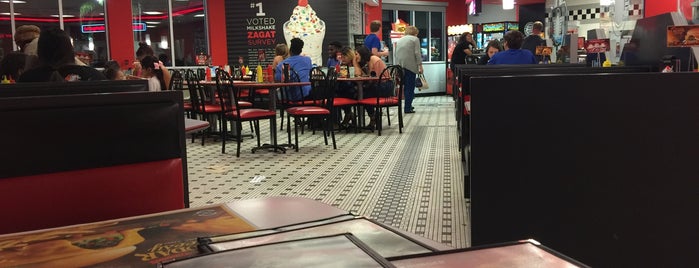 Steak 'n Shake is one of Naples, Florida.