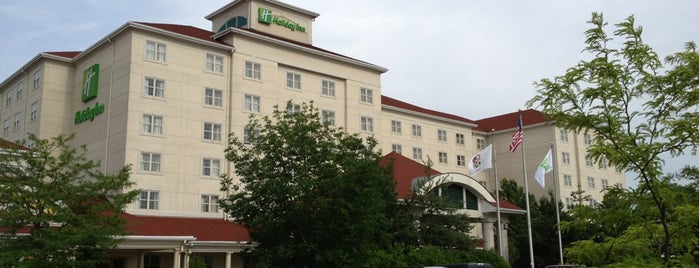 Holiday Inn Chicago-Tinley Park-Conv Ctr is one of Derrickさんのお気に入りスポット.