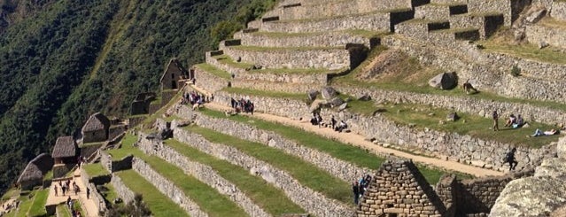 Ollantaytambo is one of Perú.