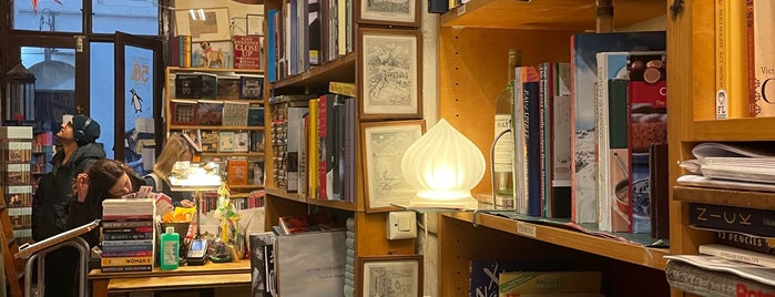Shakespeare & Company Booksellers is one of Vienna.