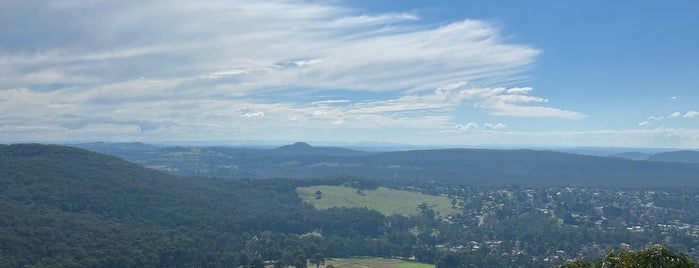 Jellore Lookout is one of Corrimal.