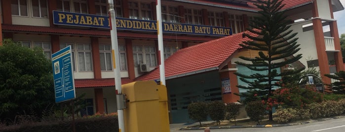 Pejabat Pelajaran Daerah Batu Pahat is one of Tempat Selalu Aq Lalu & Singgah.