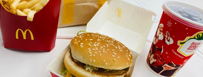 McDonald's is one of よく訪れる場所.