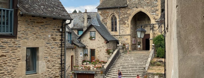 Chateau d'Estaing is one of France.