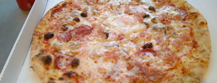 Apollo La Pizza is one of Venice.