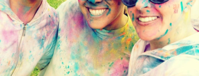 Color Run is one of Outdoors.