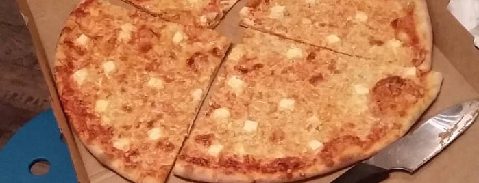 Finn Pizza is one of Syö ja ota ostohyvitystä.