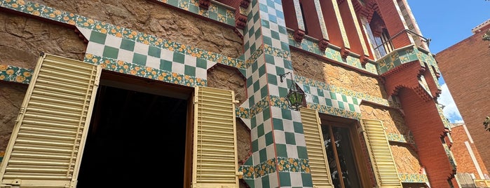 Casa Vicens is one of В Барселоне.