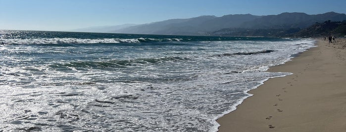 Annenberg Beach Front is one of Favs.