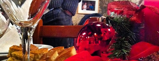 Chez Lapin is one of restaurantes.