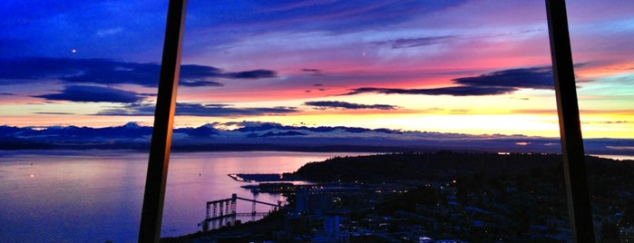 SkyCity Restaurant is one of Seattle Trip.