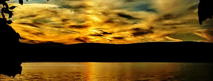 Lake Waramaug is one of My state parks to visit.