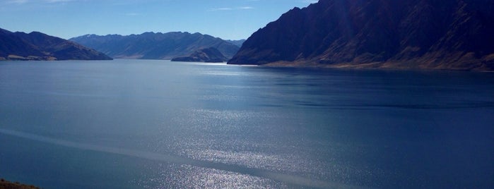 Lake Hawea Lookout is one of Angelさんのお気に入りスポット.