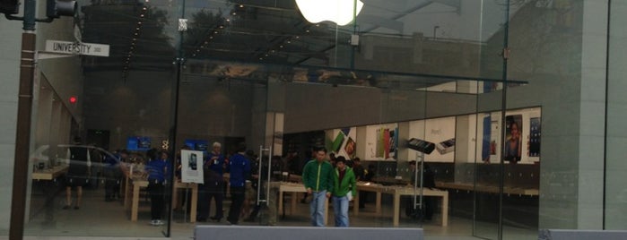 Apple Palo Alto is one of Apple Store Visited.