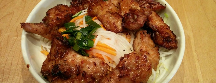 BÊP Vietnamese Kitchen is one of Lugares favoritos de Emily.