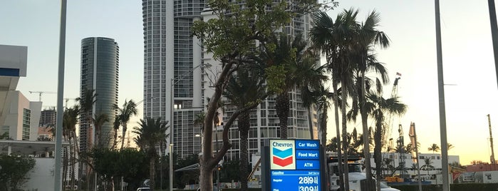 Chevron is one of Florida Xmas 2011.