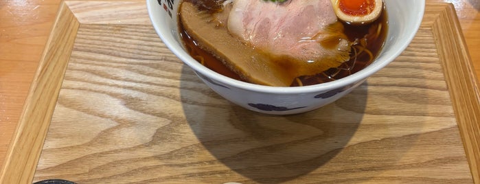 麺屋 猪一 本店 is one of 行きたいところ.