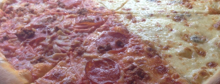 Arancino Pizza is one of to eat spb.