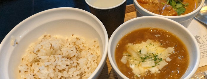 Soup Stock Tokyo is one of Posti che sono piaciuti a 高井.