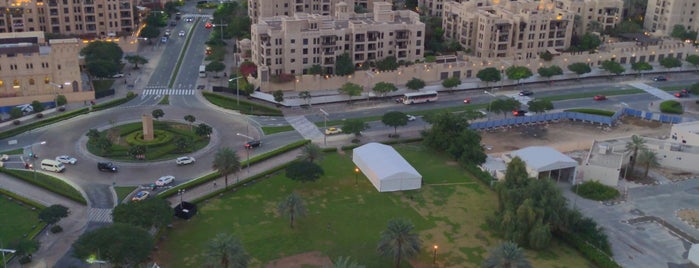 Bay Avenue Park is one of Dubai active.