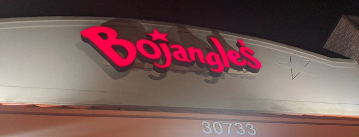 Bojangles' Famous Chicken 'n Biscuits is one of Locais curtidos por Frank.