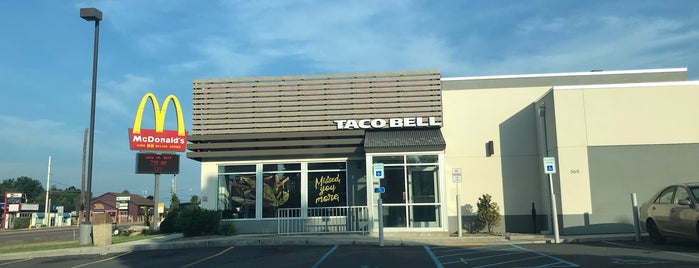 Taco Bell is one of Common Check-Ins.