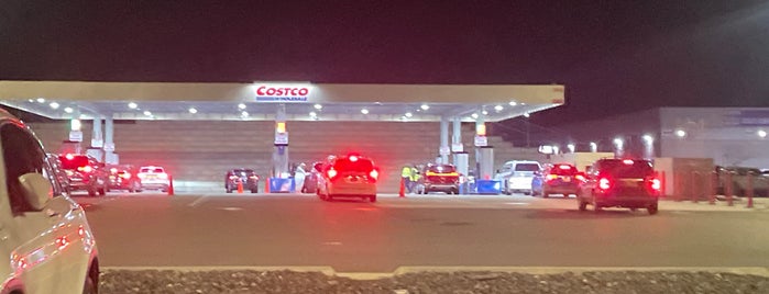 Costco Gasoline is one of Orte, die Richard gefallen.