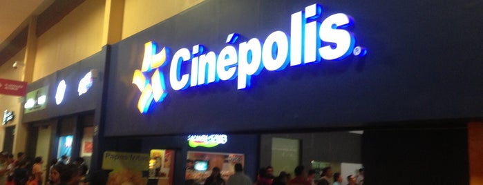 Cinépolis is one of Edgarさんのお気に入りスポット.