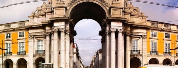 Триумфальная арка is one of Lisbon Favorites.