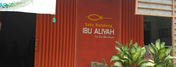 Sate Bandeng Ibu Aliyah is one of My Home Town Favorite.