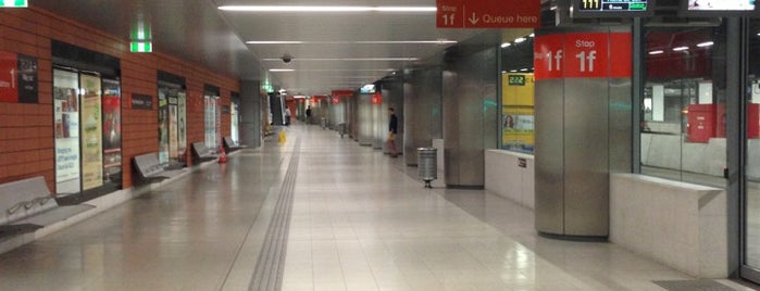 King George Square Busway Station is one of Lugares favoritos de Caitlin.