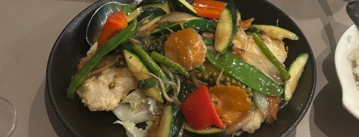 Sing's Asian Kitchen is one of Places to go in Coorparoo.