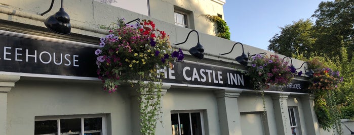 The Castle Inn is one of pub.