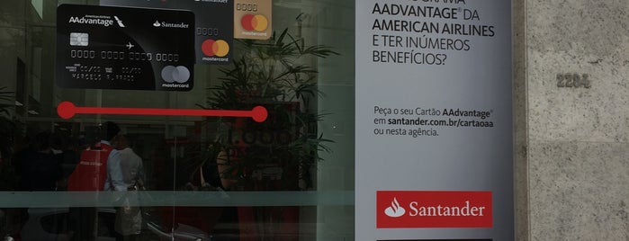 Santander is one of Lieux qui ont plu à Paula.