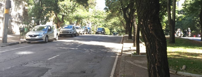 Avenida Álvares Cabral is one of Belo Horizonte / MG.
