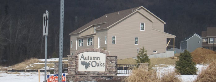 Autumn Oaks by McNaughton Homes is one of McNaughton Homes.