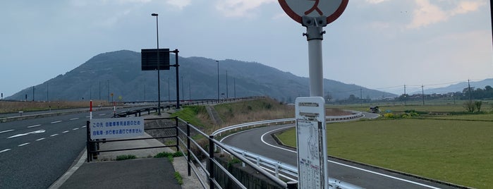 高速バス 河原インターバス停 is one of 鳥取自動車道.