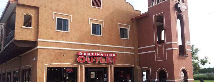 Destination Daytona Harley-Davidson Outlet Store is one of Tempat yang Disukai Courtney.