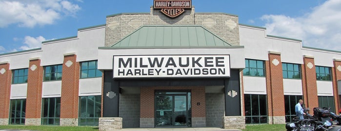 Milwaukee Harley-Davidson is one of Mariaさんのお気に入りスポット.