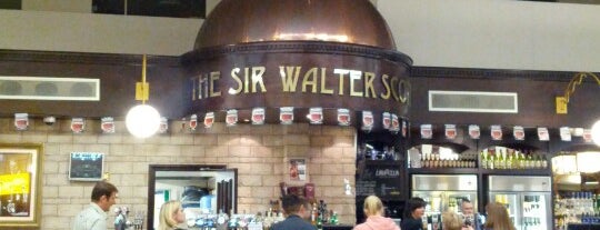 The Sir Walter Scott (Wetherspoon) is one of Posti che sono piaciuti a James.