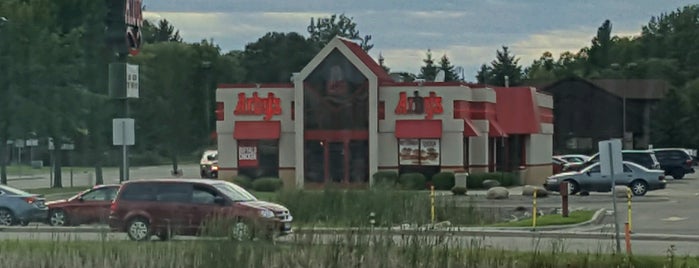 Arby's is one of Lieux qui ont plu à Randee.