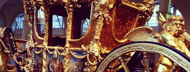 The Royal Mews is one of London - All you need to see!.