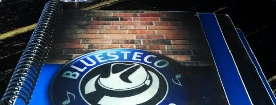 Bluesteco Café & Bar is one of Locais Preferidos Fly Burgers.