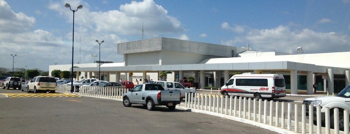 Aeropuerto Internacional de Villahermosa C.P.A. Carlos Rovirosa Pérez (VSA) is one of Aeropuertos de México.