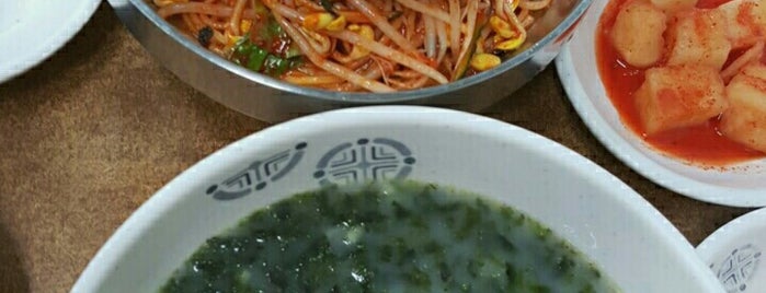 Sisters Noodles is one of 제주여행-맛집,볼거리.