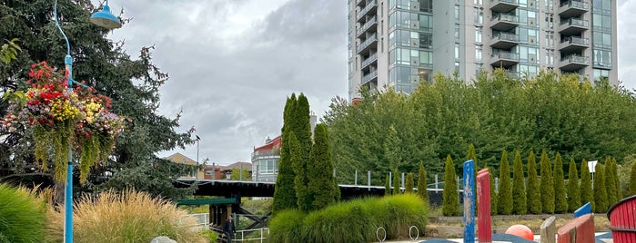 Quayside Park is one of Dog Parks in British Columbia.