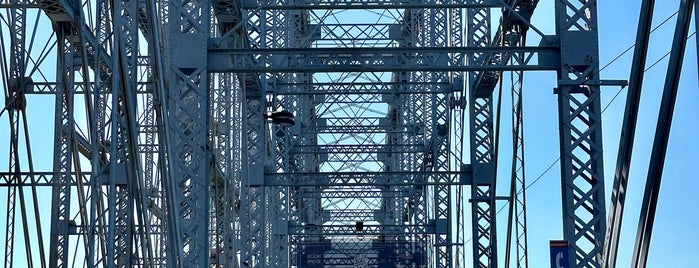 Purple People Bridge is one of Cincinnati Bucket List.